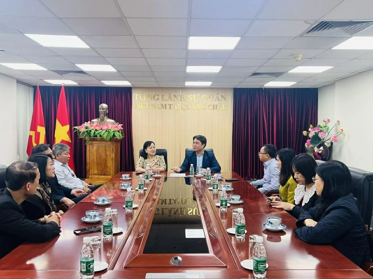 NA Delegation visits Guangdong to promote Vietnam-China cultural and social cooperation NA Delegation visits Guangdong to promote Vietnam-China cultural and social cooperation