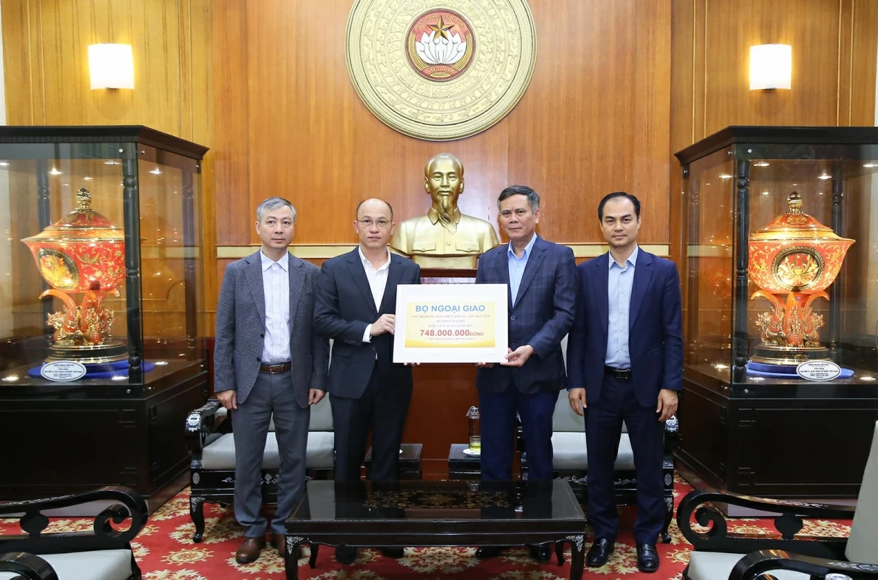Ministry of Foreign Affairs joins hands for post-typhoon recovery in Central and Central Highlands regions