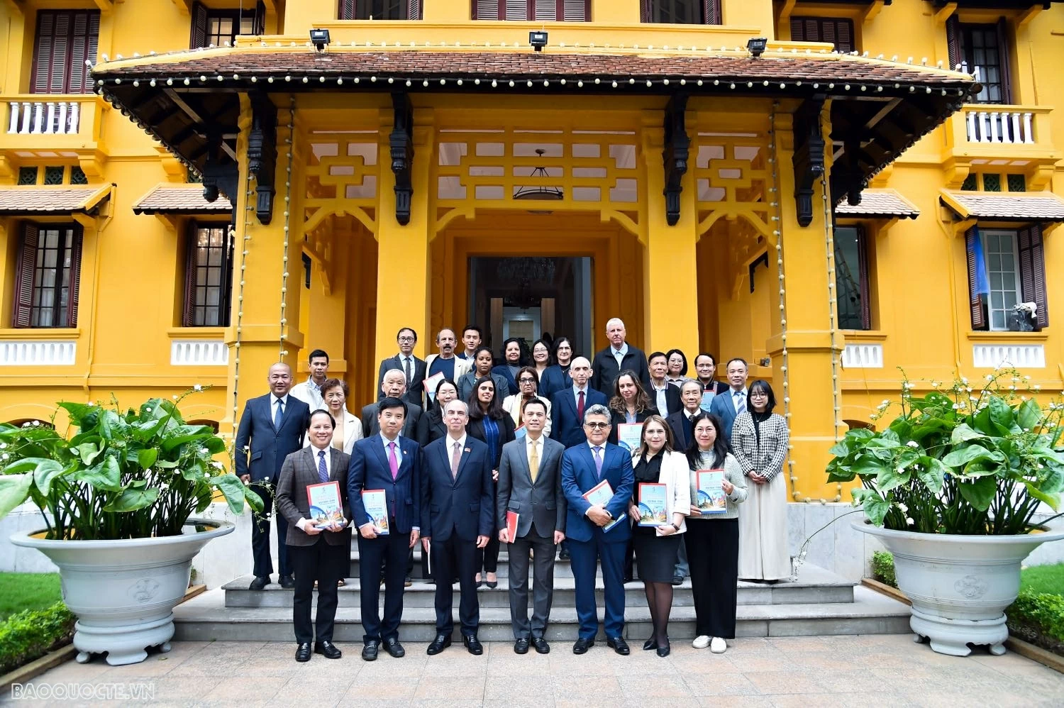 Special Edition 'Vietnam-Cuba: 65 years of shared friendship' launched