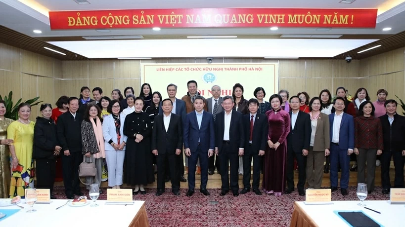 Elevating people to people diplomacy of Hanoi - A city for peace: HAUFO Elevating people to people diplomacy of Hanoi - A city for peace: HAUFO