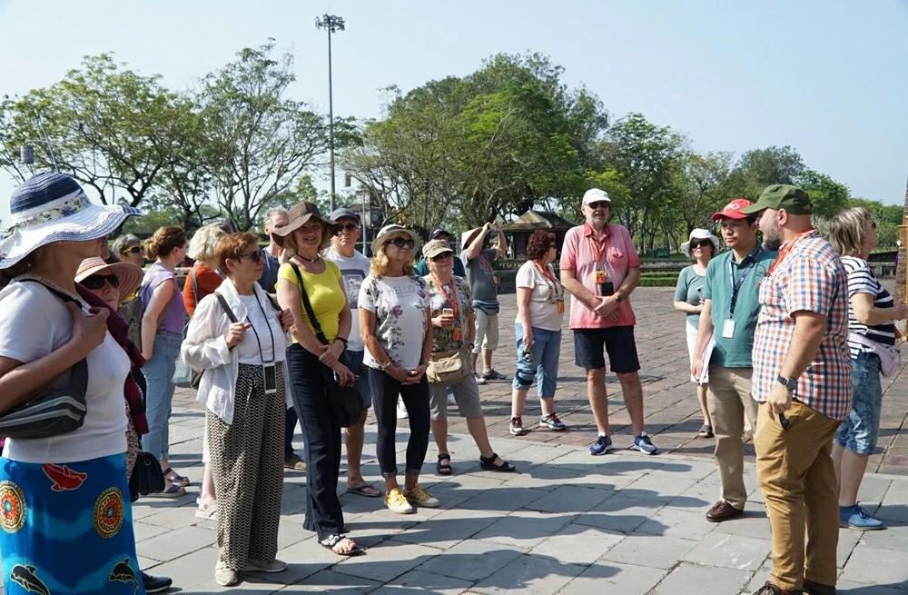 Hue broadens fee exemptions and reductions for visits to historical and cultural sites from 2026 Hue broadens fee exemptions and reductions for visits to historical and cultural sites from 2026