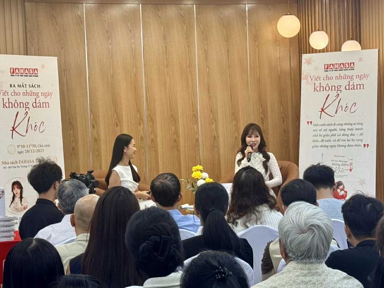 The journey of studying abroad and the resilient spirit of young Vietnamese author Huynh Tu Uyen