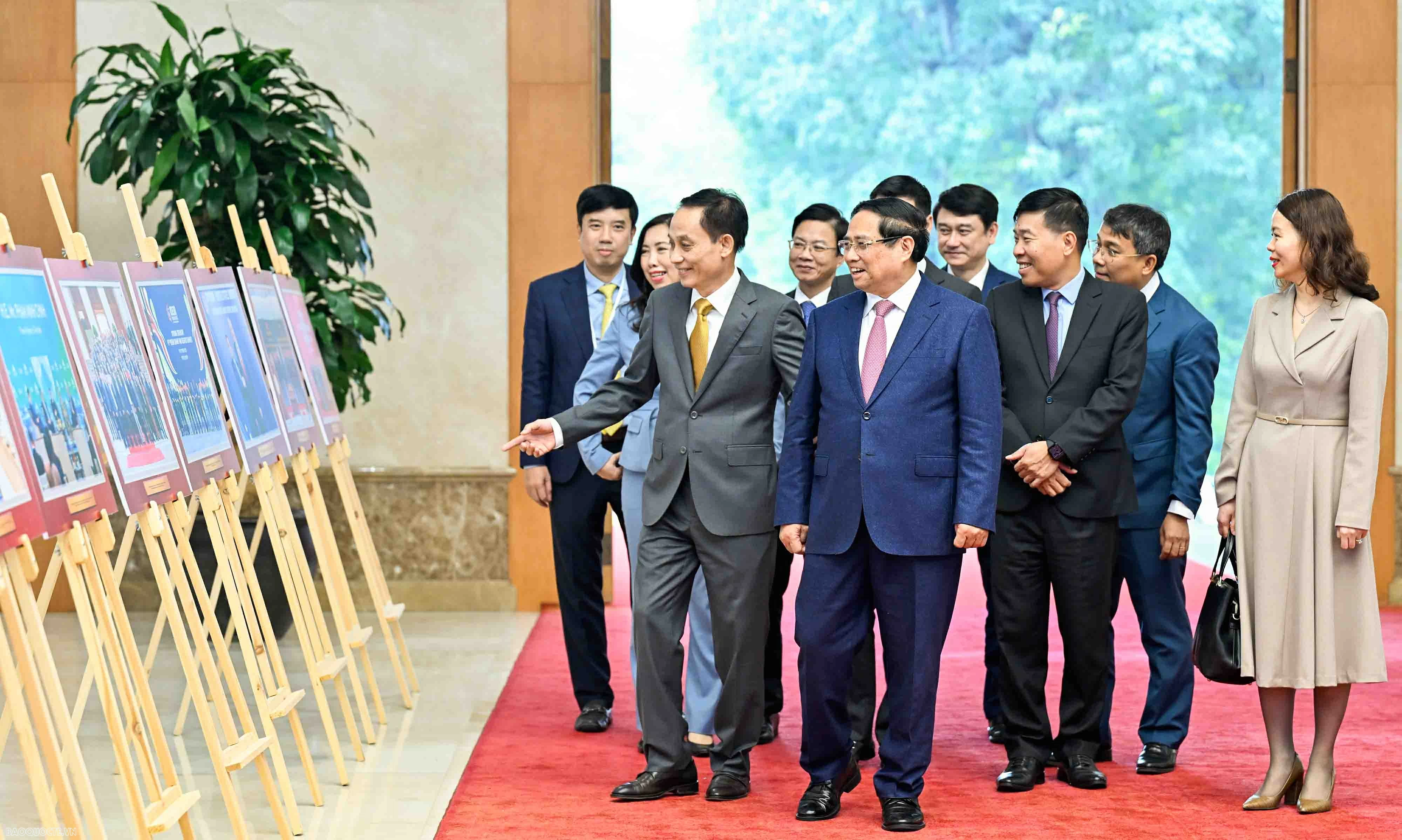 Prime Minister Pham Minh Chinh attends national conference reviewing diplomatic sector in 2025, outlines key directions for 2026