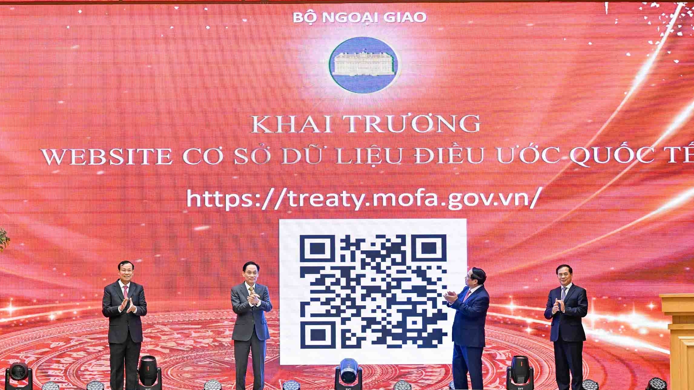 PM Pham Minh Chinh launches the MOFA’s National Database on Int'l Treaties: A shift from management to service