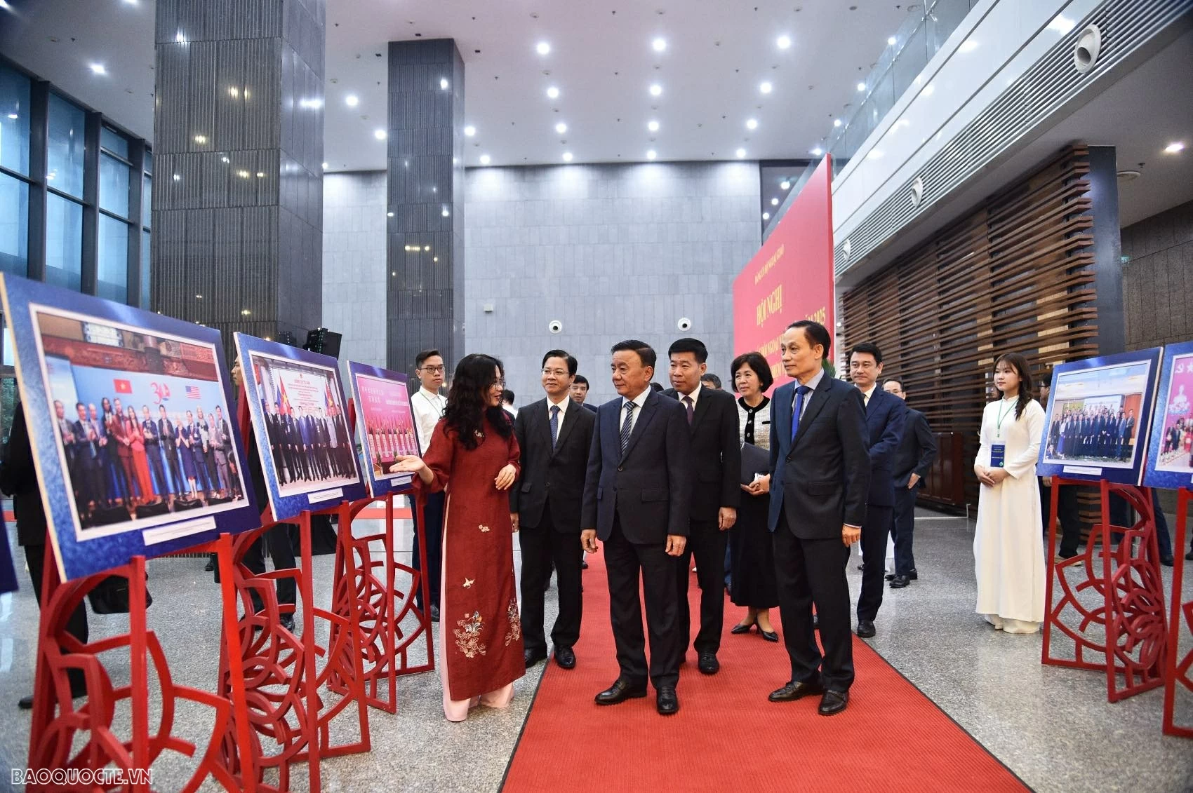 Politburo Member, Secretariat's Standing Member Tran Cam Tu attends Conference on people-to-people diplomacy 2025