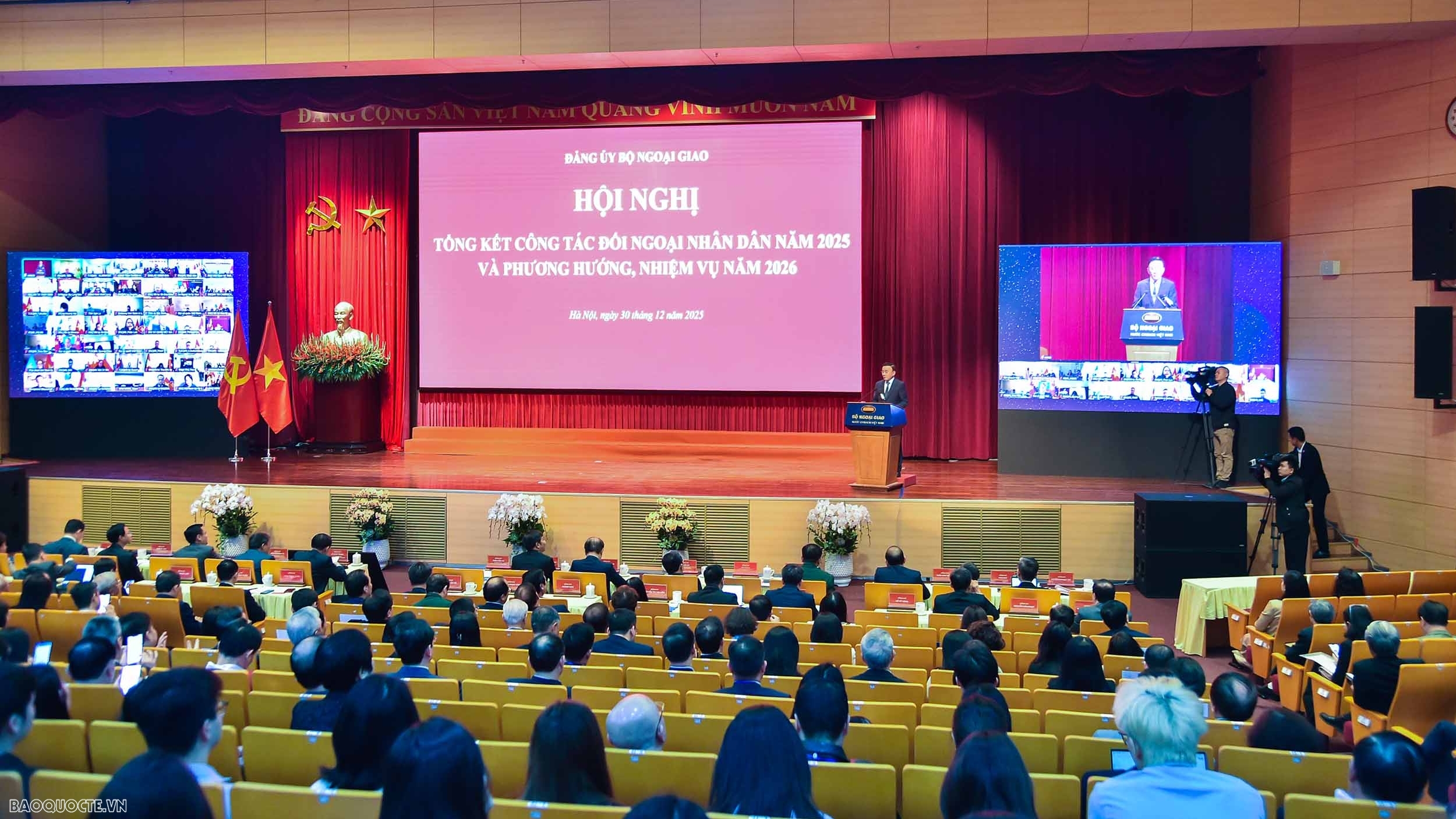 Literature and the arts: A positive contribution to people-to-people diplomacy and international cultural cooperation