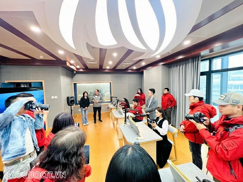 Strengthening media cooperation between Vietnam and China's Guangxi and Guangdong Strengthening media cooperation between Vietnam and China's Guangxi and Guangdong