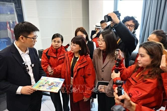 Strengthening media cooperation between Vietnam and China's Guangxi and Guangdong Strengthening media cooperation between Vietnam and China's Guangxi and Guangdong