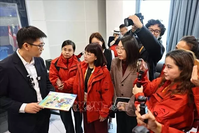 Strengthening media cooperation between Vietnam and China's Guangxi and Guangdong