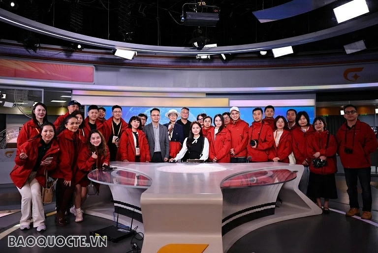 Strengthening media cooperation between Vietnam and China's Guangxi and Guangdong Strengthening media cooperation between Vietnam and China's Guangxi and Guangdong