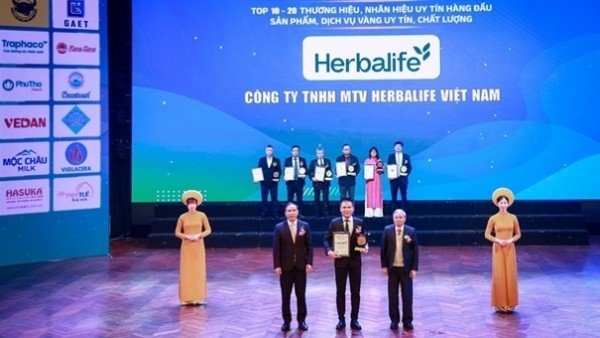 Herbalife Vietnam wins the 'Top 10 Reputable Brand' Award 2025
