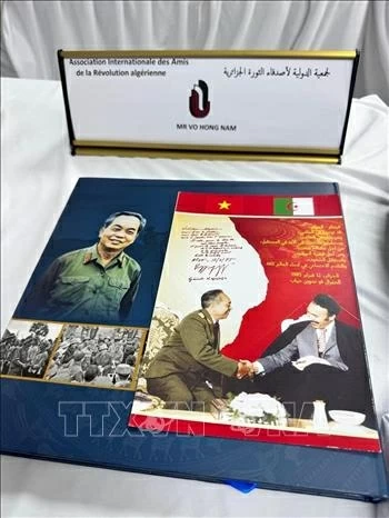 Ambassador: General Vo Nguyen Giap is a source of inspiration for Vietnam-Algeria solidarity and friendship