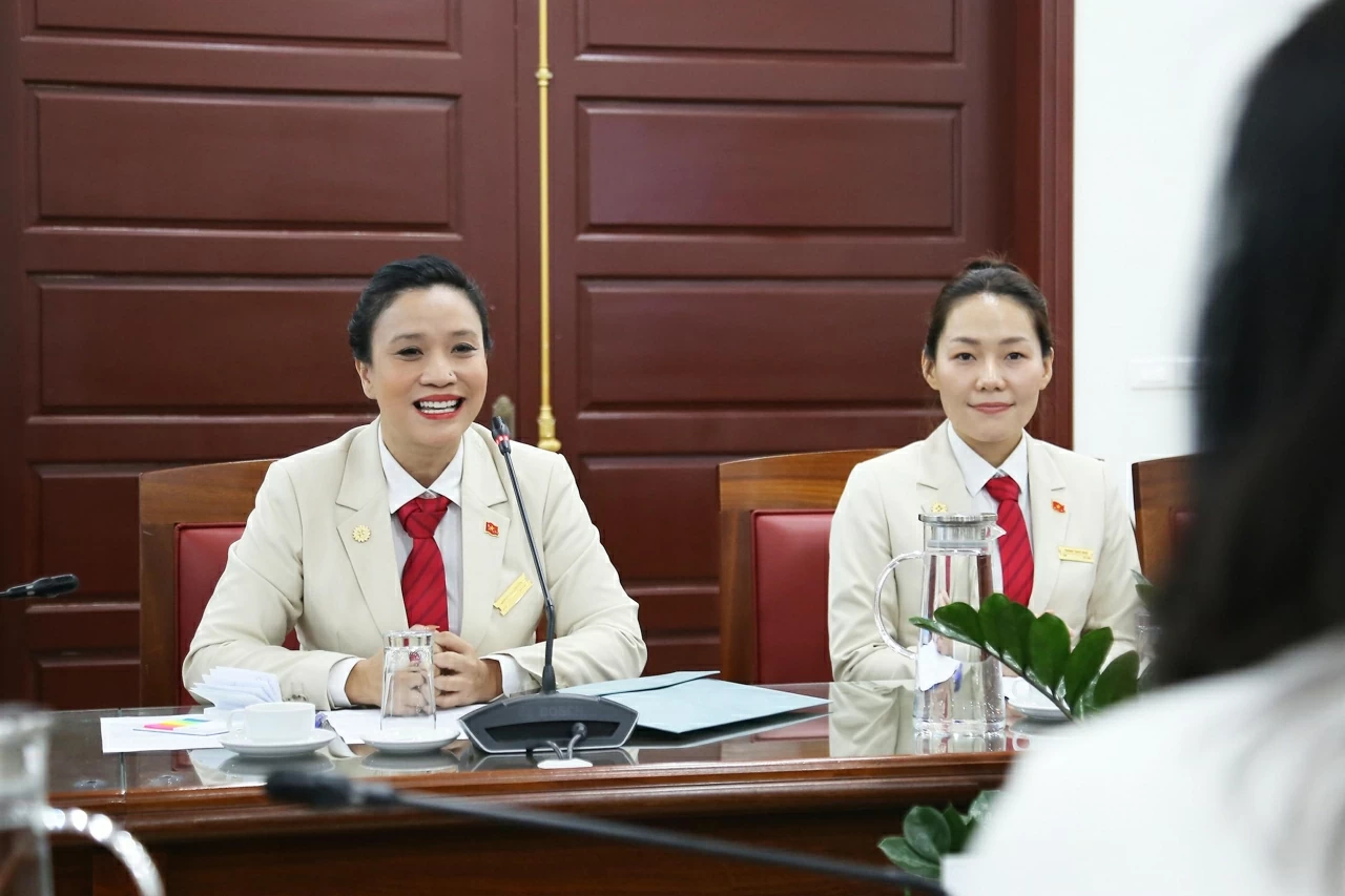 Deputy FM Le Thi Thu Hang meets Vietnamese delegation attending SSEAYP 2026 Deputy FM Le Thi Thu Hang meets Vietnamese delegation attending SSEAYP 2026