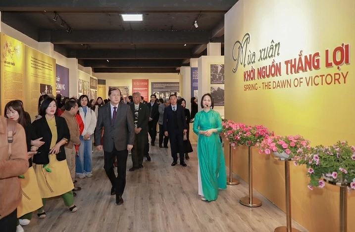 Exhibition showcases historic Springs of the Nation