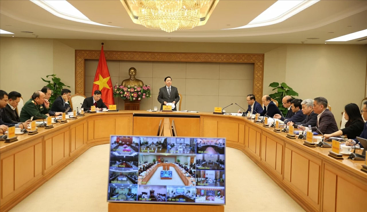Combating IUU Fishing: Deputy PM Tran Hong Ha demands clear legal responsibilities in management Combating IUU Fishing: Deputy PM Tran Hong Ha demands clear legal responsibilities in management
