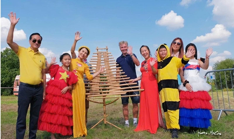 Villages continue the story of Vietnam – Czech friendship Villages continue the story of Vietnam – Czech friendship