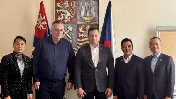 KARLOVY VARY: A cultural convergence point for Vietnamese community in Europe