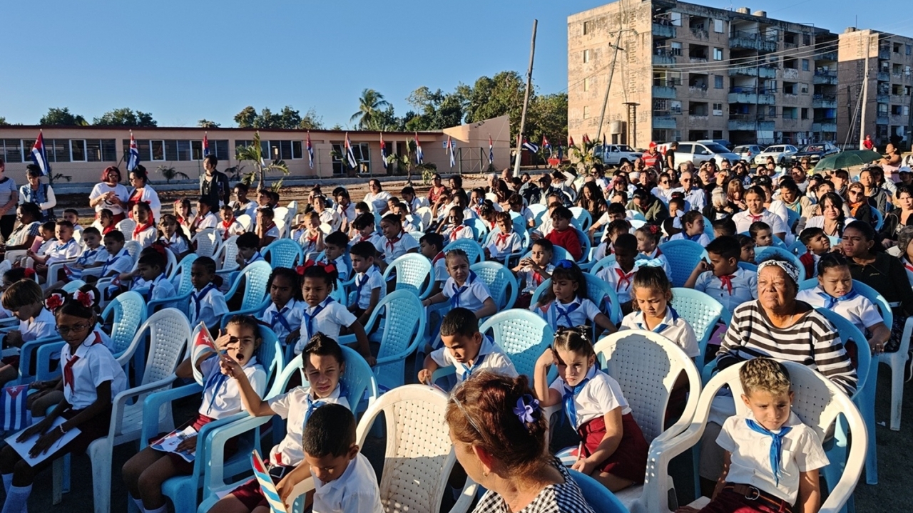 Inauguration of Vietnam-sponsored primary school in Ben Tre Village, Cuba
