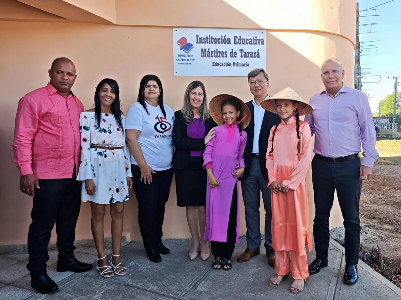 Inauguration of Vietnam-sponsored primary school in Ben Tre Village, Cuba