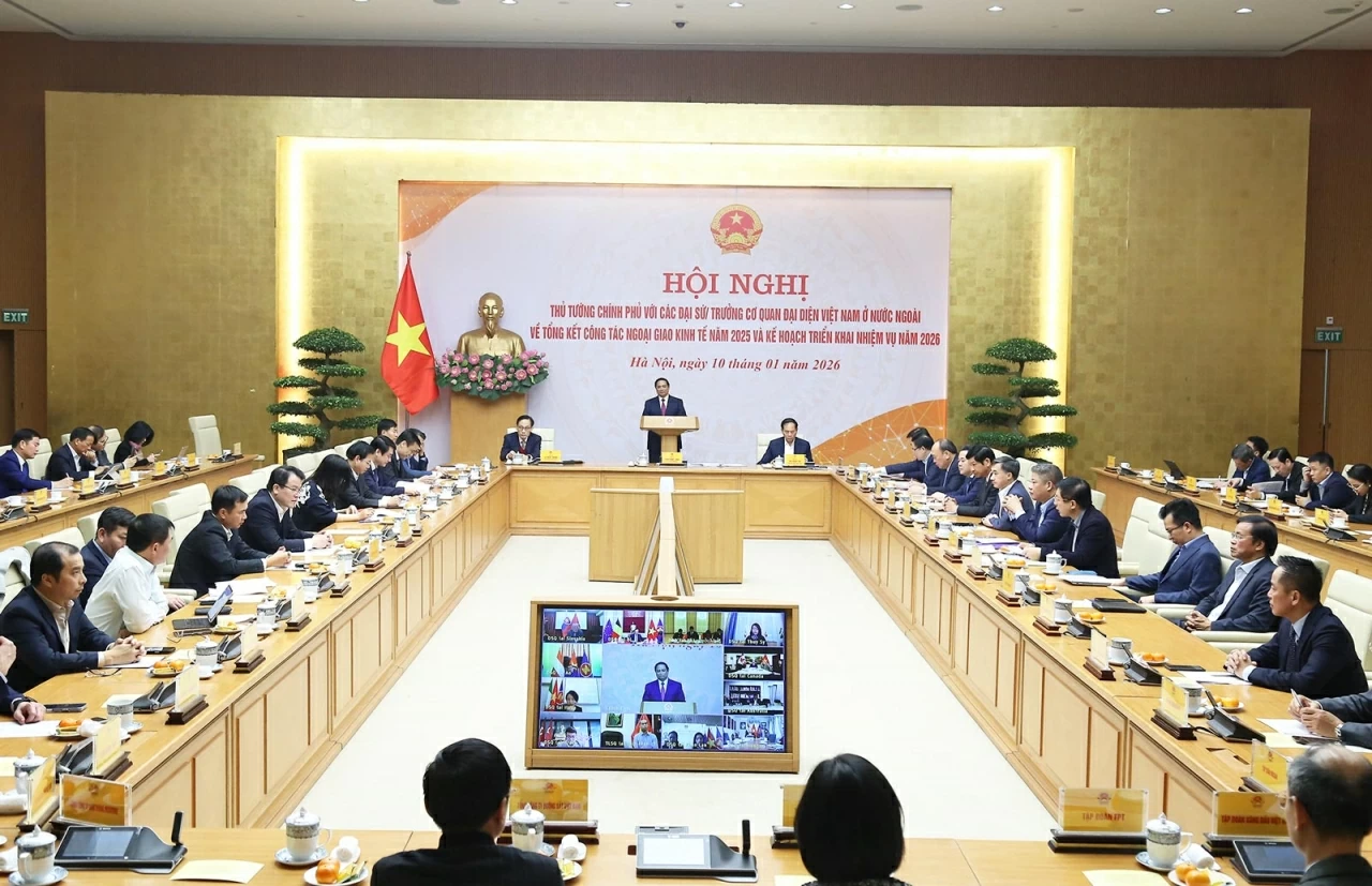 Prime Minister Pham Minh Chinh chairs conference to review economic diplomacy in 2025 and outline tasks for 2026