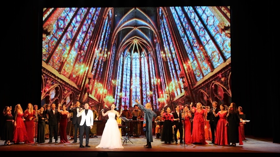 Highlights of the international art exchange 'Welcome New Year 2026' celebrating the 14th National Party Congress