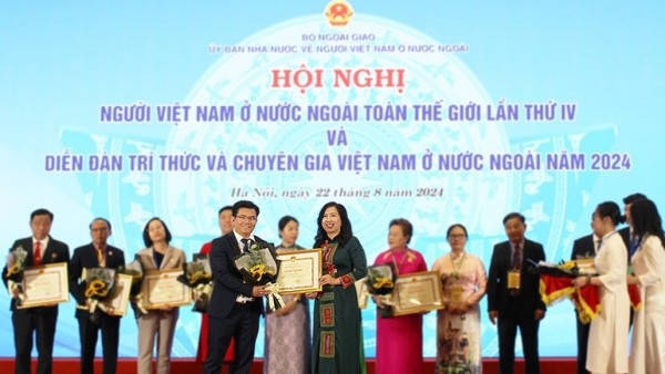14th National Party Congress: Expectations to harness the intellectual, cultural, and spiritual resources of the Vietnamese people
