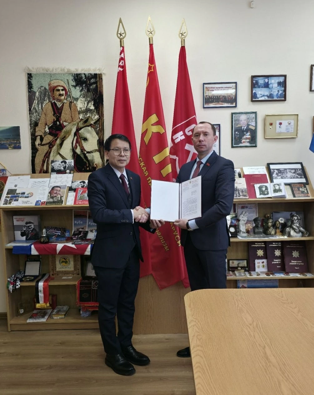 Vietnam Embassy in Belarus shares information on the 14th National Party Congress