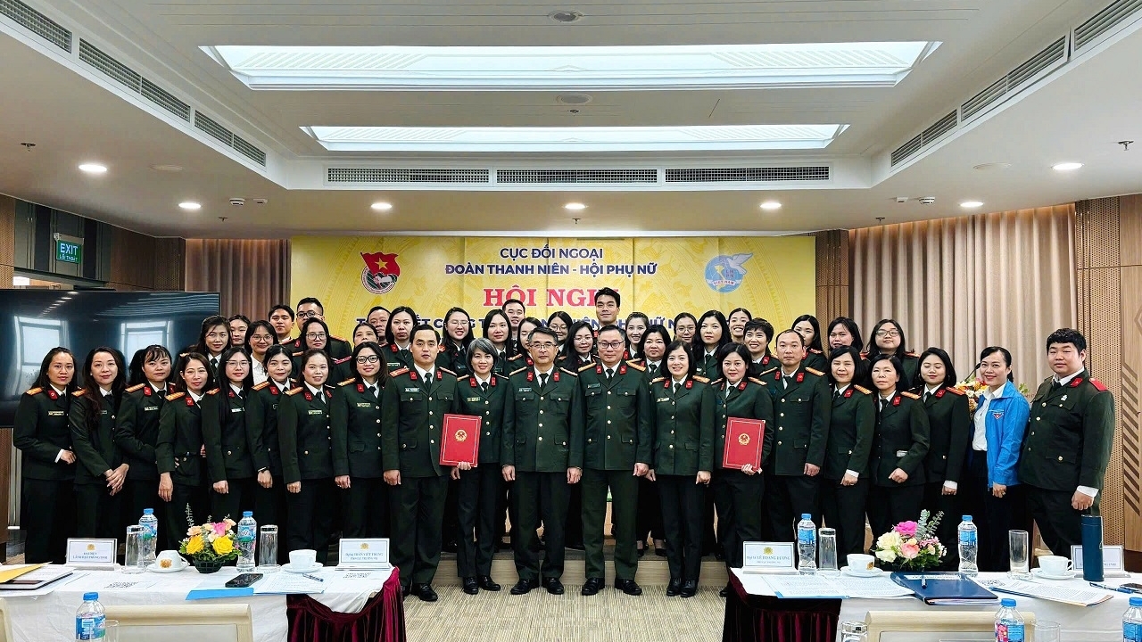 The Department of Foreign Relations, Ministry of Public Security implements the 'Three Best' emulation movement