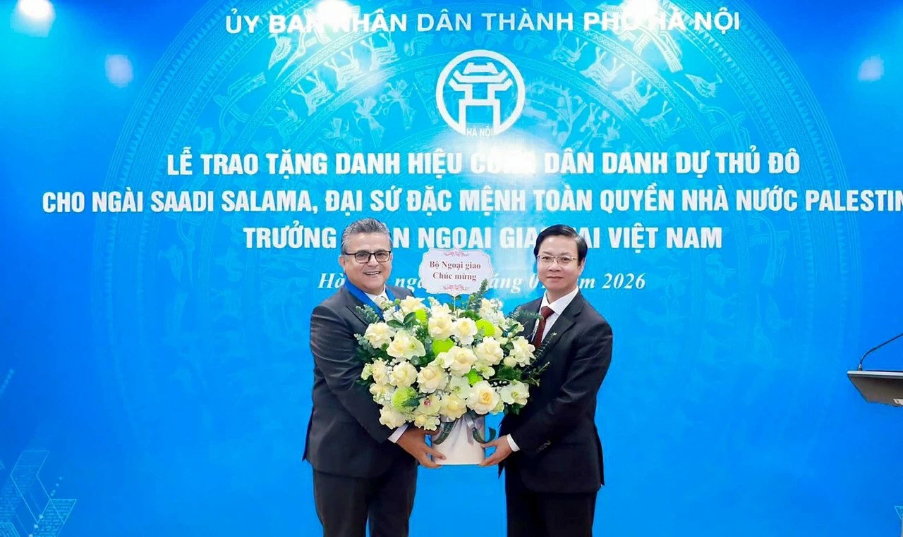 Ambassador Saadi Salama awarded Honorary Citizen of Hanoi