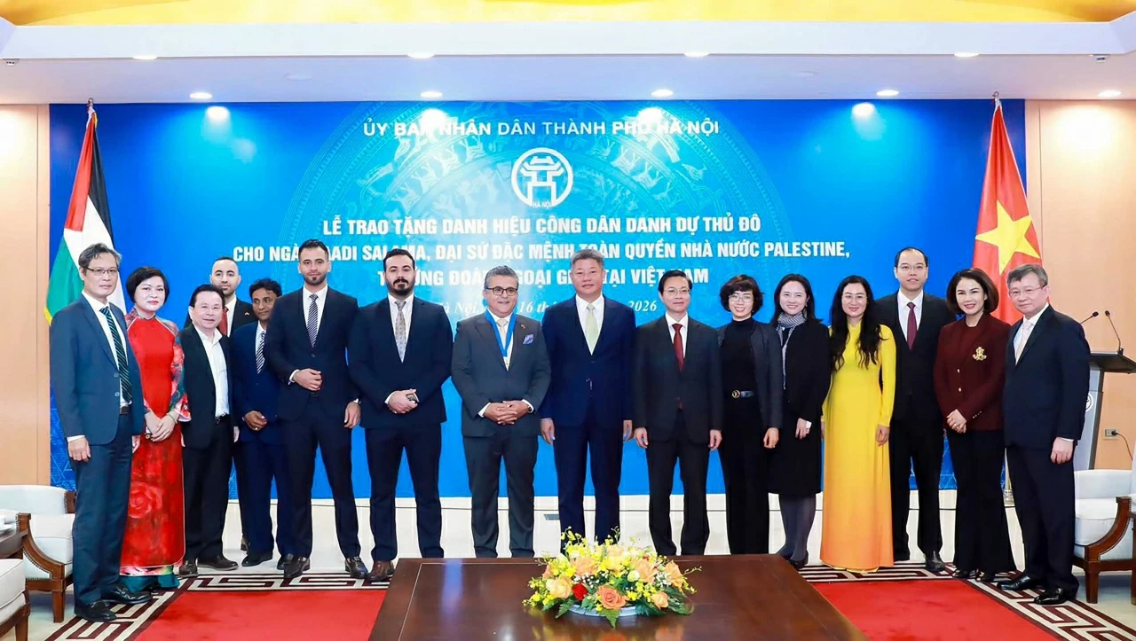 Ambassador Saadi Salama awarded Honorary Citizen of Hanoi