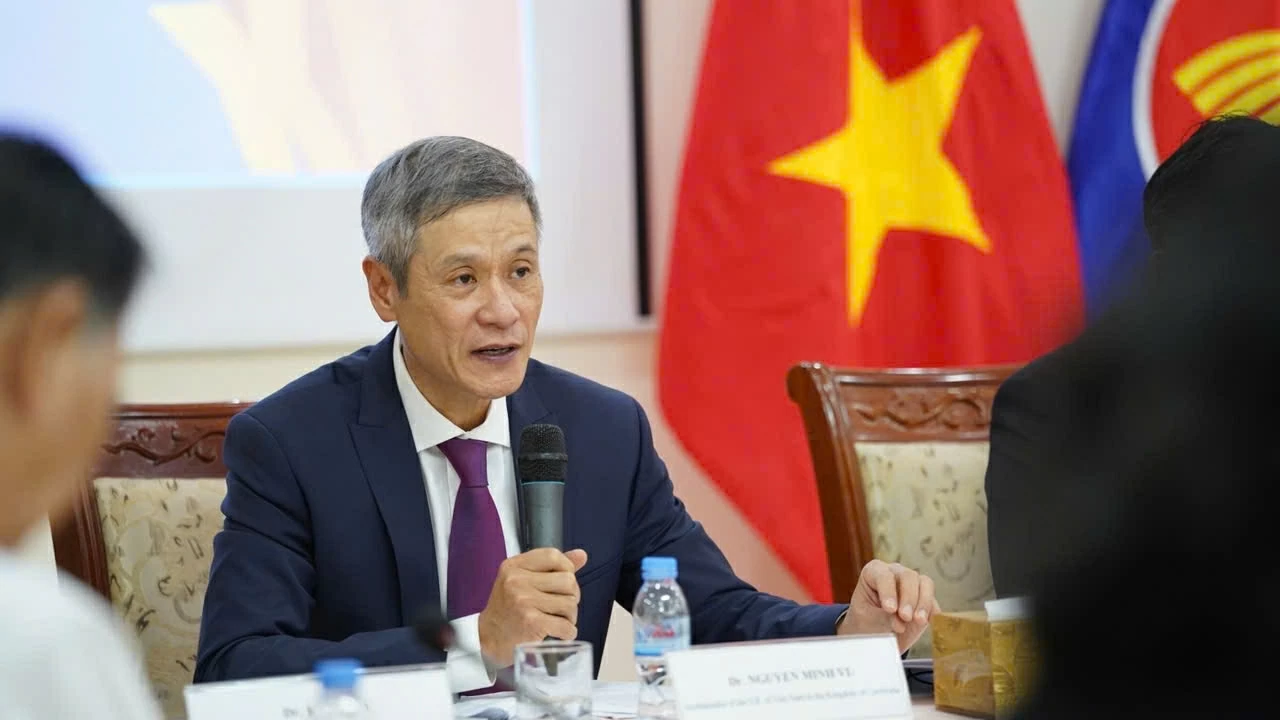 Ambassador Nguyen Minh Vu: General Secretary's visit highlights Vietnam's readiness to share new development directions with Cambodia