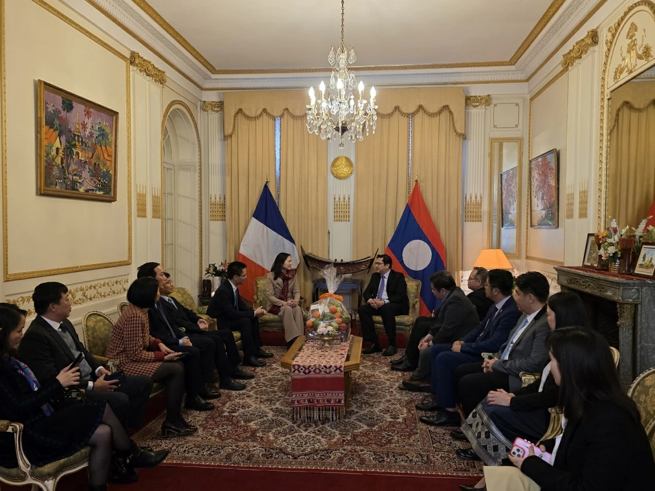 Vietnamese Embassy in France congratulates Laos on its 12th Congress
