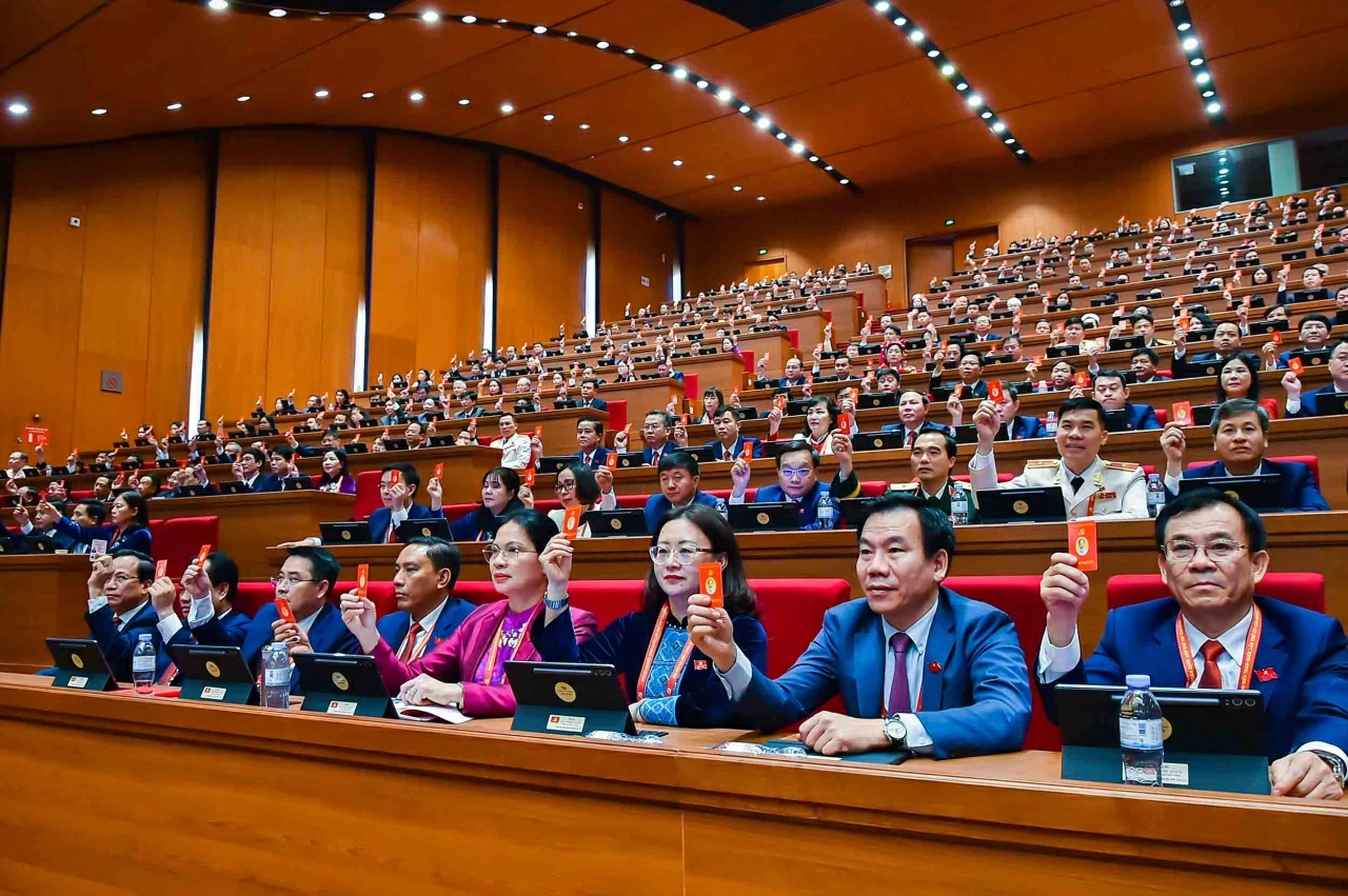 14th National Party Congress: Preparatory Session convenes in Hanoi
