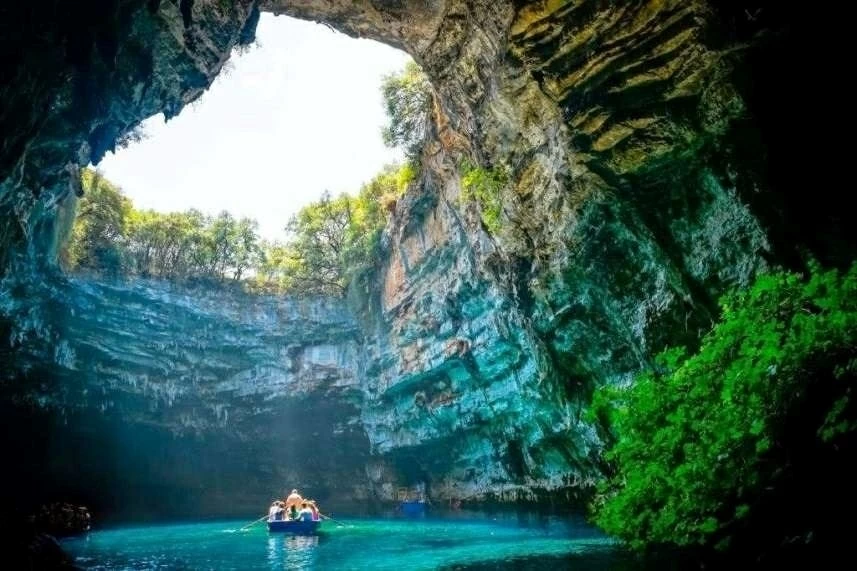 Phong Nha - Ke Bang prepares third World Natural Heritage nomination dossier Phong Nha - Ke Bang prepares third World Natural Heritage nomination dossier