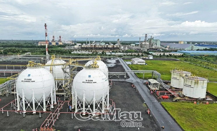 14th National Party Congress: Mobilizing resources, unlocking potential and advantages as Ca Mau's driving force in the new era 14th National Party Congress: Mobilizing resources, unlocking potential and advantages as Ca Mau's driving force in the new era