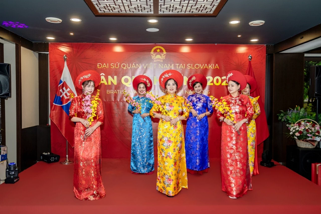 Homeland Spring 2026 spreads warm atmosphere to Vietnamese community in Slovakia Homeland Spring 2026 spreads warm atmosphere to Vietnamese community in Slovakia