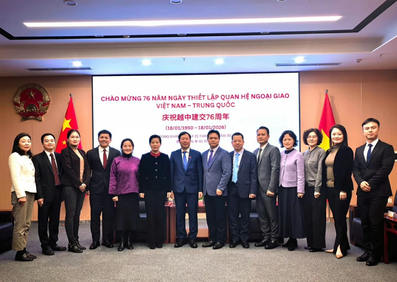 Celebrating 76 years of Vietnam-China diplomatic relations in Chongqing Celebrating 76 years of Vietnam-China diplomatic relations in Chongqing