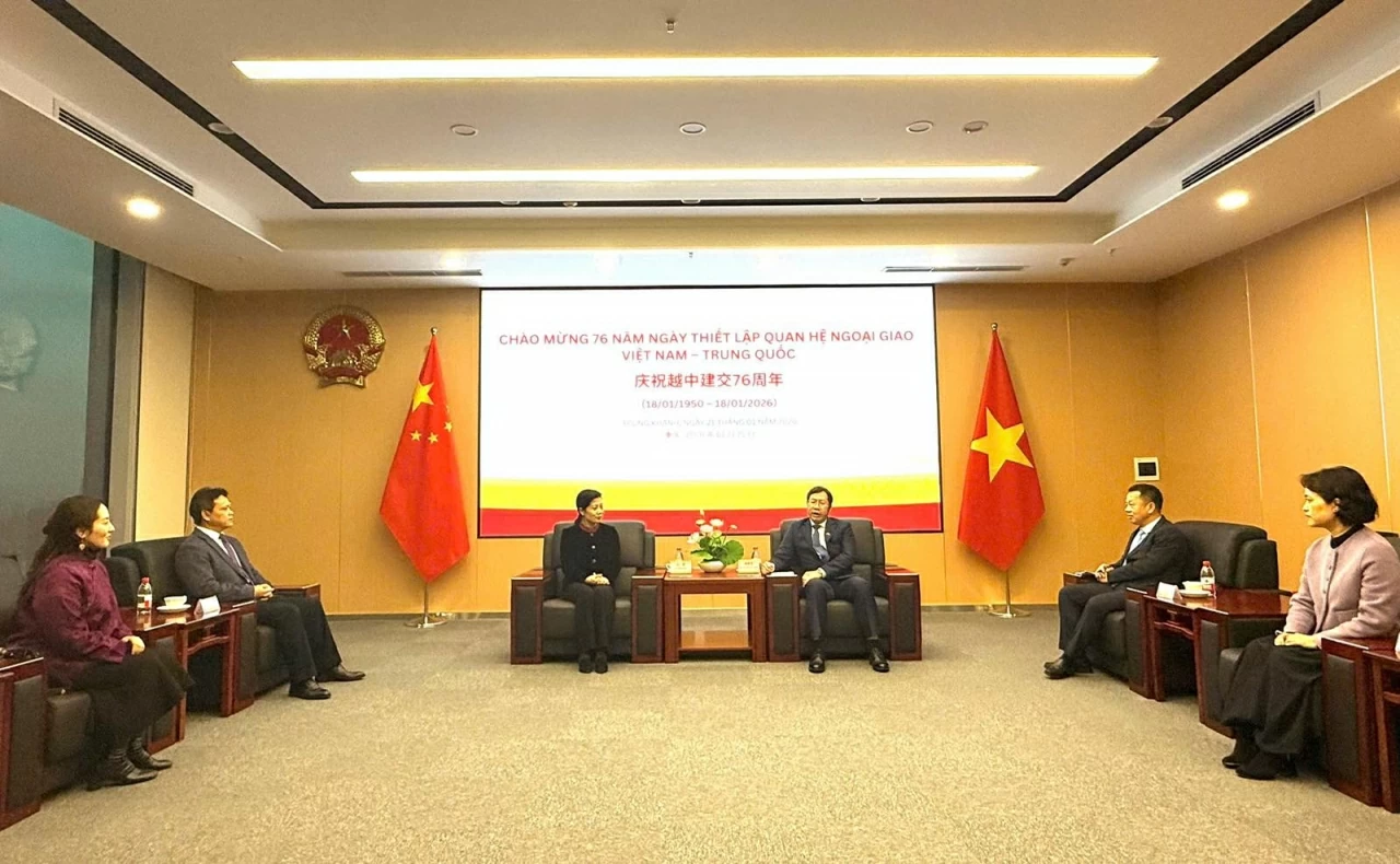 Celebrating 76 years of Vietnam-China diplomatic relations in Chongqing