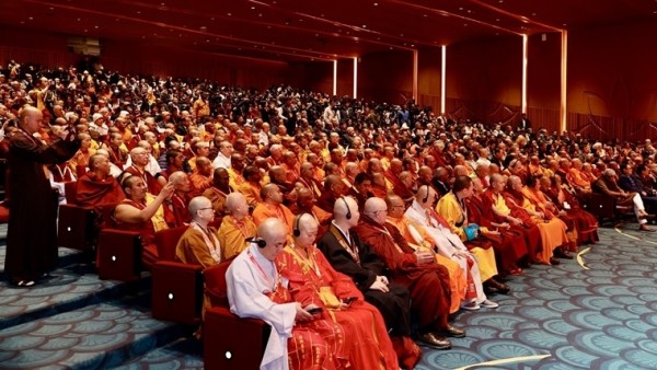 Vietnam attends 2nd Global Buddhist Summit in India