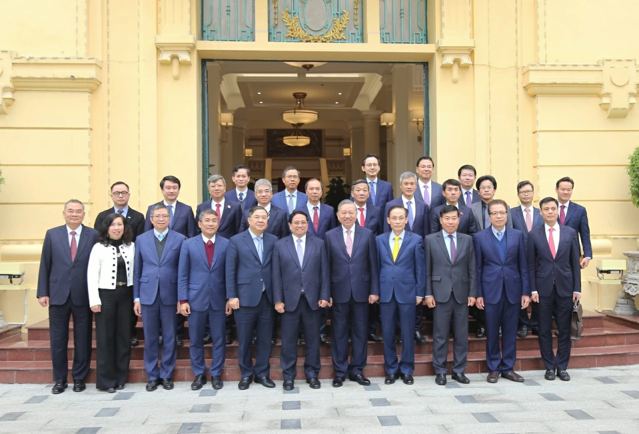 Politburo Member and Foreign Minister Le Hoai Trung: Being ‘crucial and regular’ is both an honour and a great responsibility for foreign affairs Politburo Member and Foreign Minister Le Hoai Trung: Being ‘crucial and regular’ is both an honour and a great responsibility for foreign affairs
