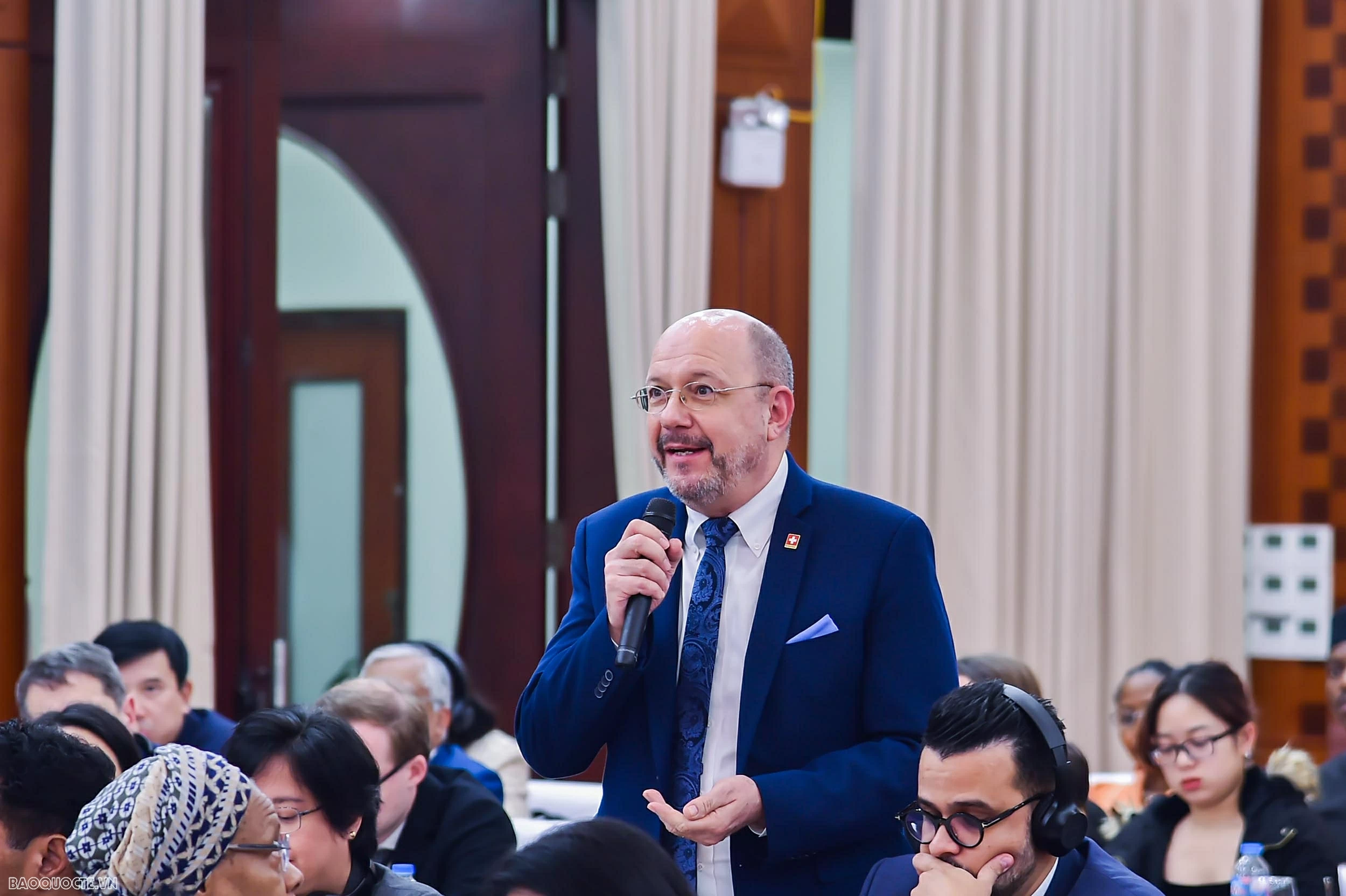 Foreign Minister Le Hoai Trung chairs briefing on outcomes of the 14th National Party Congress