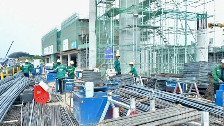 Prime Minister Pham Minh Chinh inspects key projects for APEC 2027
