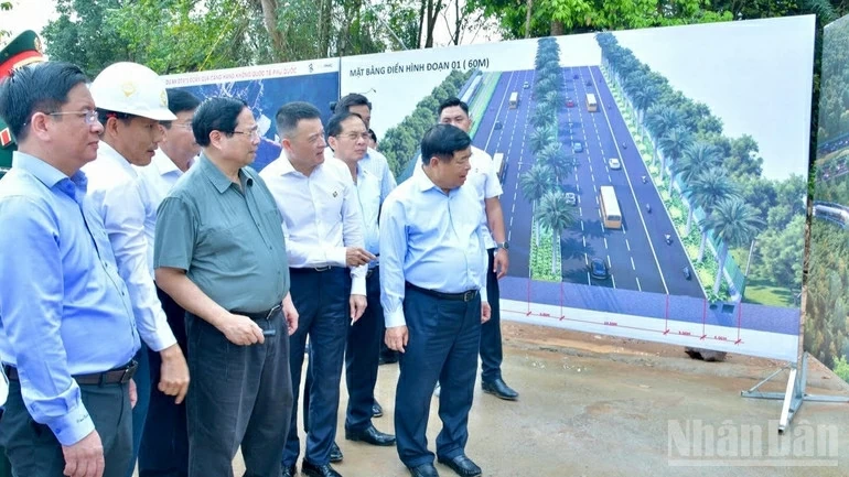 Prime Minister Pham Minh Chinh inspects key projects for APEC 2027