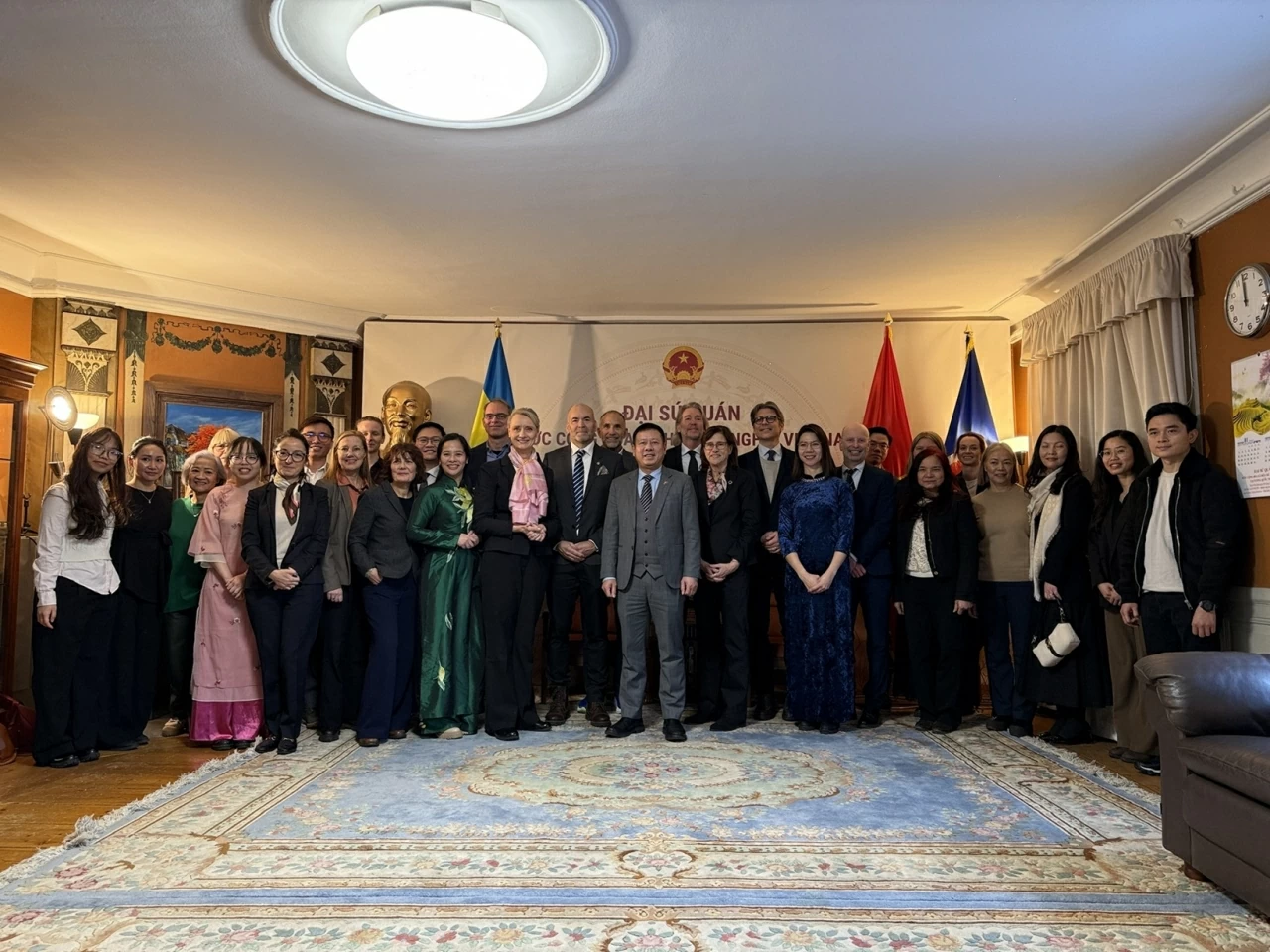 Vietnam-Sweden Health Partnership Forum: Promoting a humanitarian cooperation sector Vietnam-Sweden Health Partnership Forum: Promoting a humanitarian cooperation sector