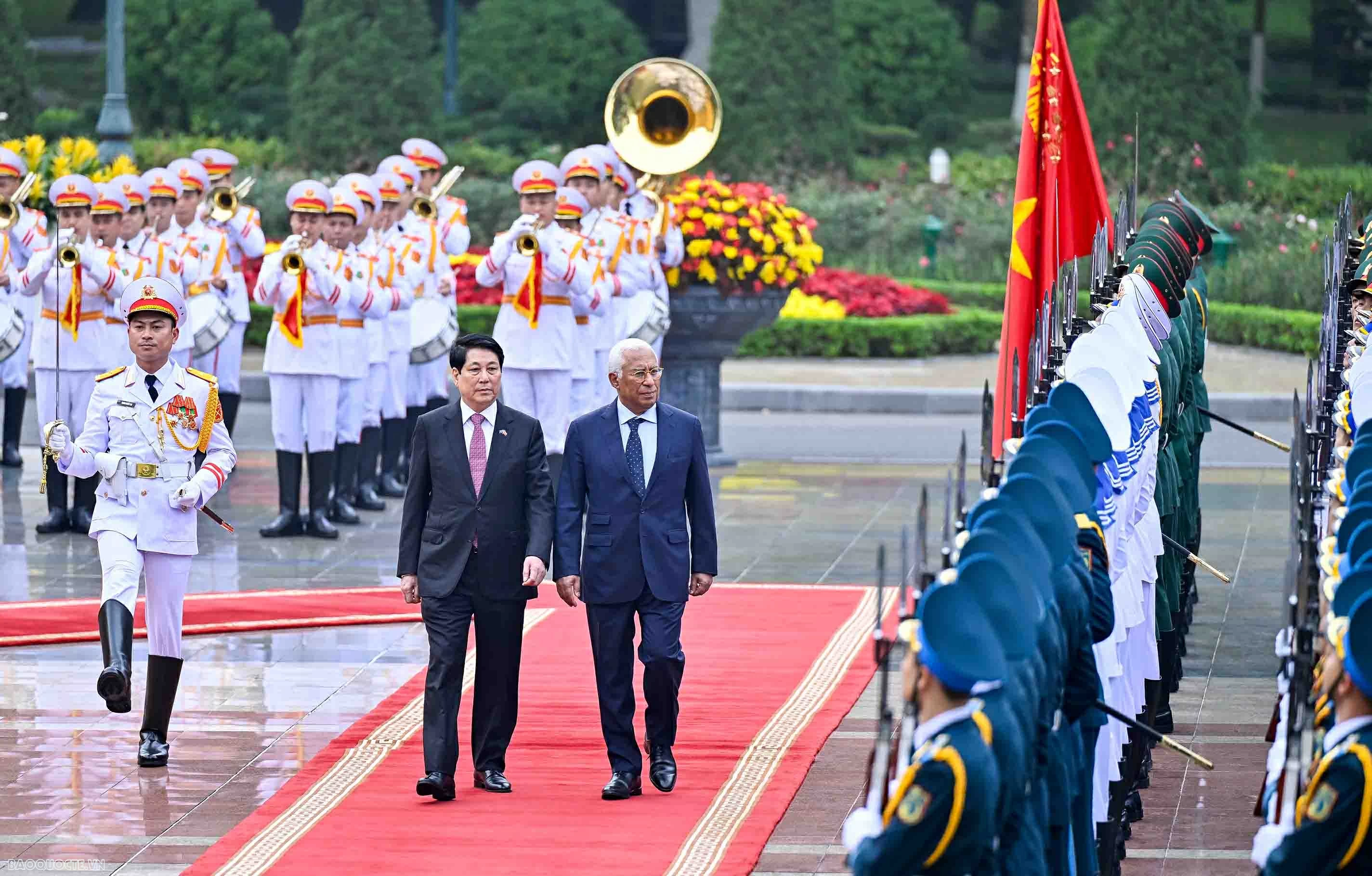 President Luong Cuong hosts welcome ceremony for European Council President António Costa