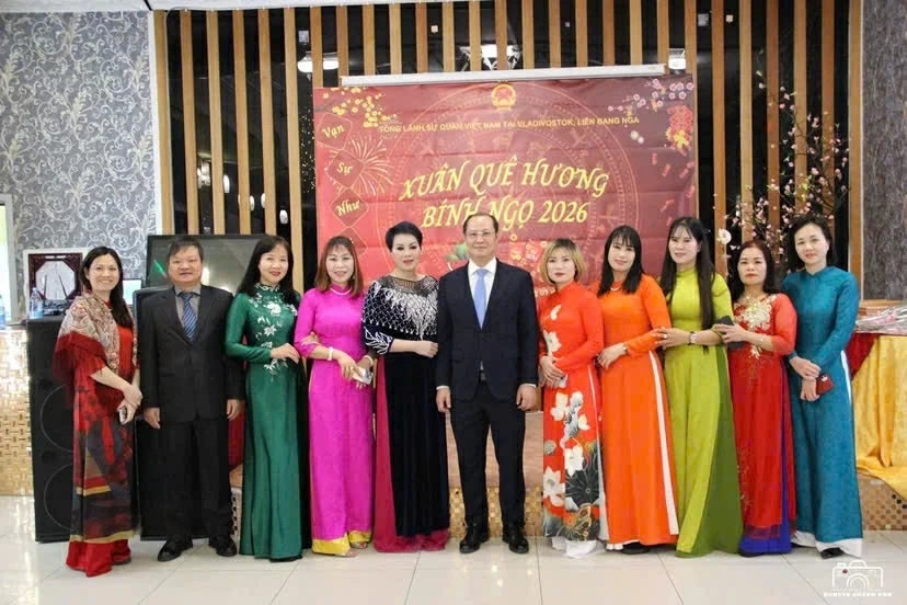 Consulate General: Spreading the success of 14th Party Congress to the Vietnamese Community in Far East, looking ahead to Lunar New Year Tet