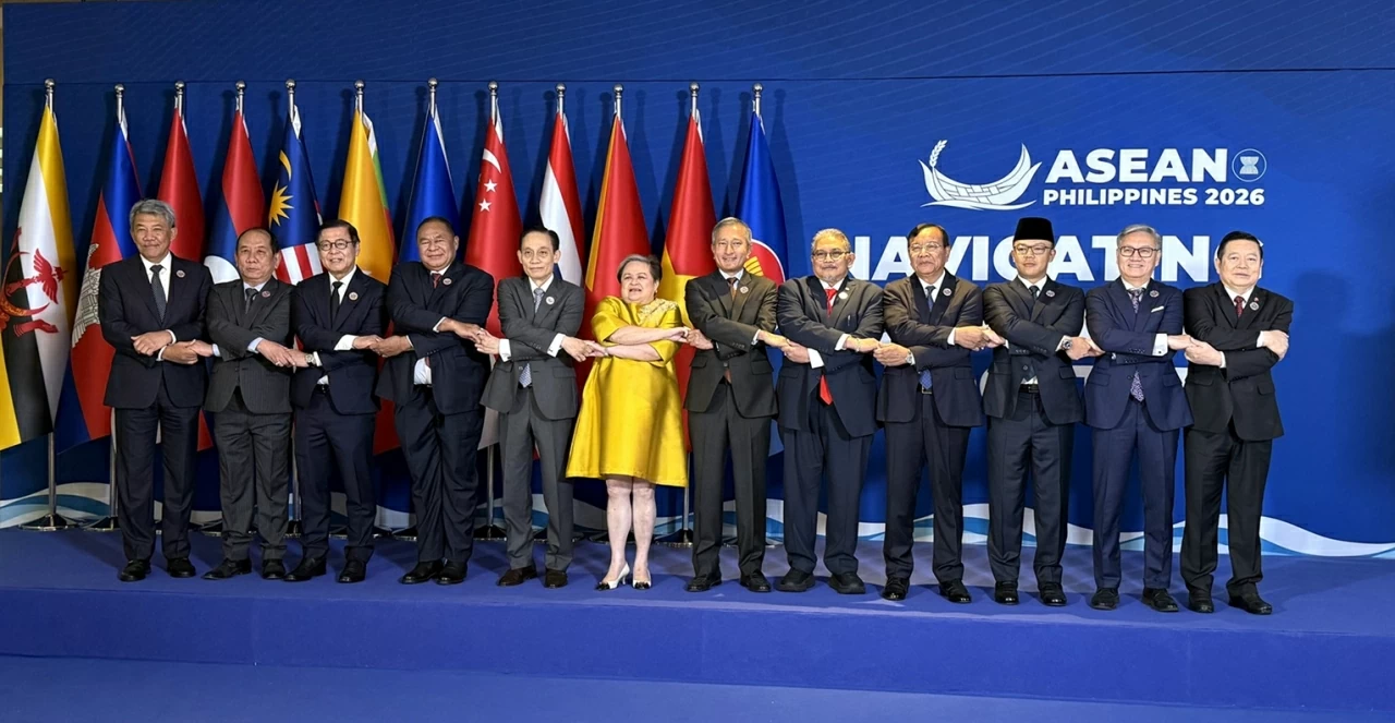 ASEAN is Vietnam's top priority in foreign policy, committed to building a united and strong community