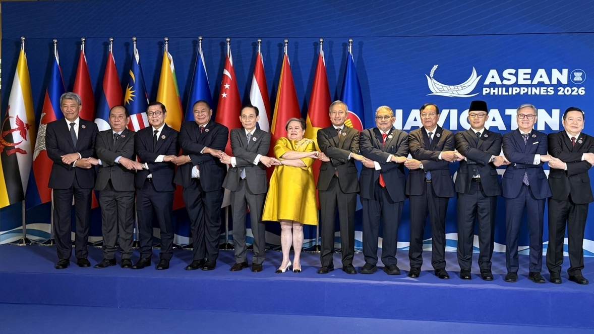 ASEAN is Vietnam's top priority in foreign policy, committed to building a united and strong community