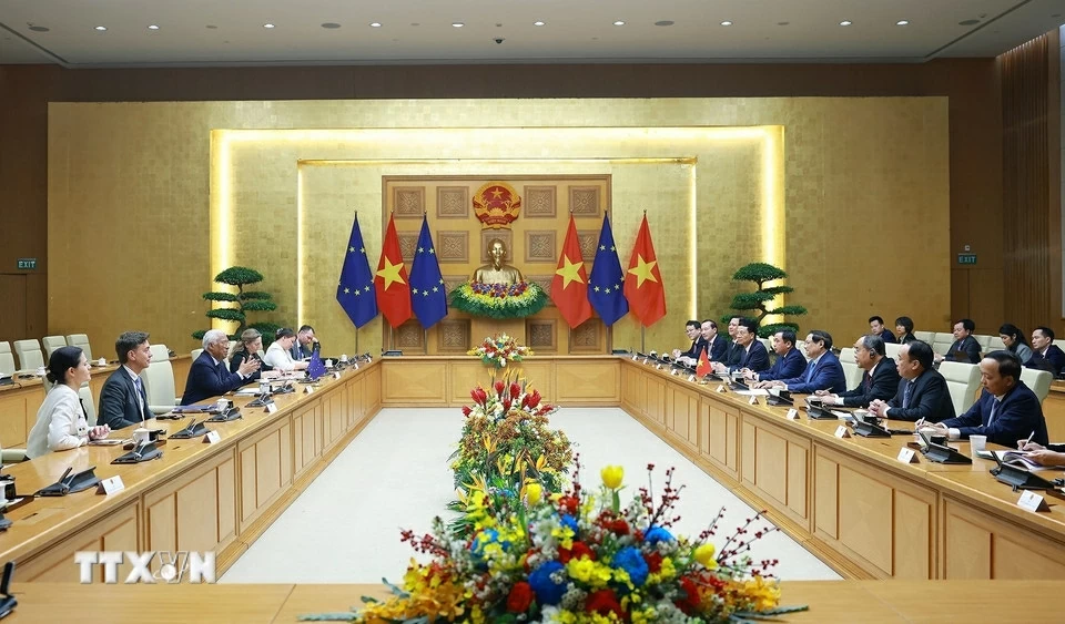Prime Minister Pham Minh Chinh welcomes European Council President António Costa, seeks to deepen cooperation with the EU