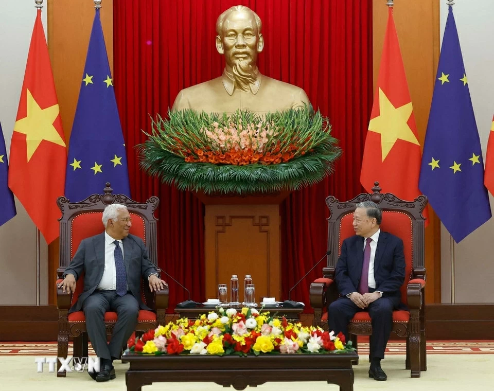 General Secretary To Lam receives European Council President António Costa in Hanoi